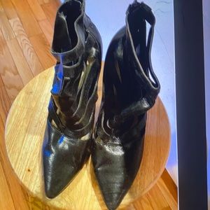 Size 91/2 Women Heels